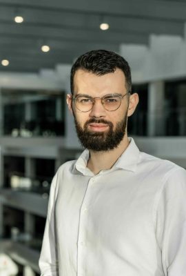 eeaf1fab-95c9-4fd2-85ea-fefedc42f48c